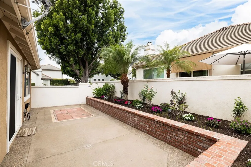 60 Seacountry Lane Rancho Santa Margarita, CA 92688