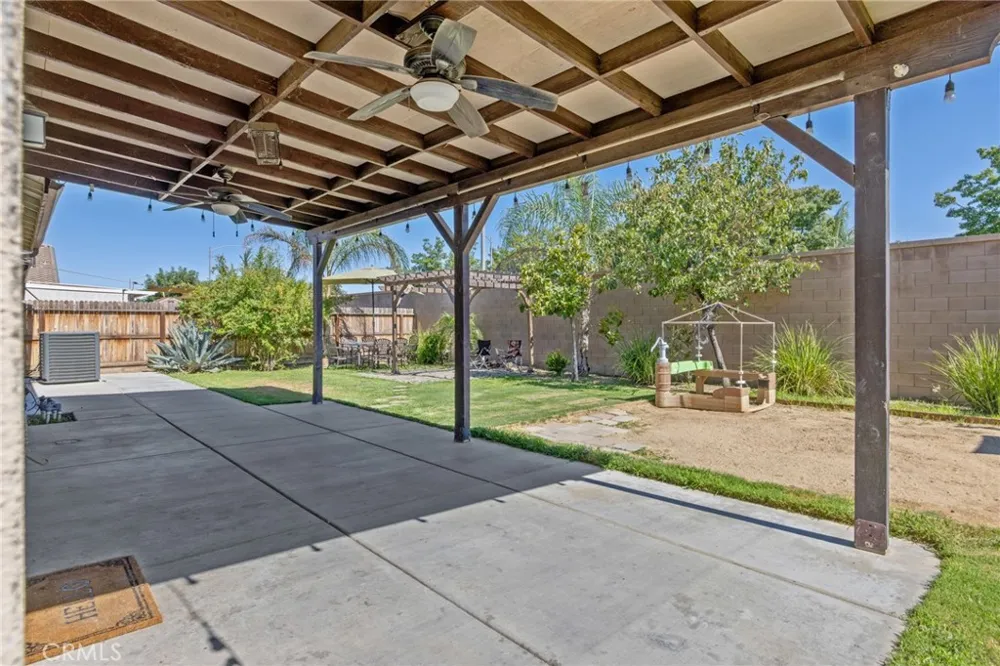 757 Strada Street Lemoore, CA 93245