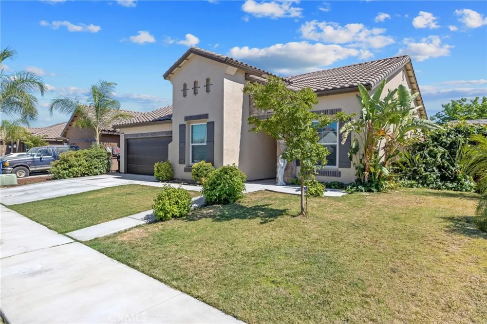 757 Strada Street Lemoore, CA 93245