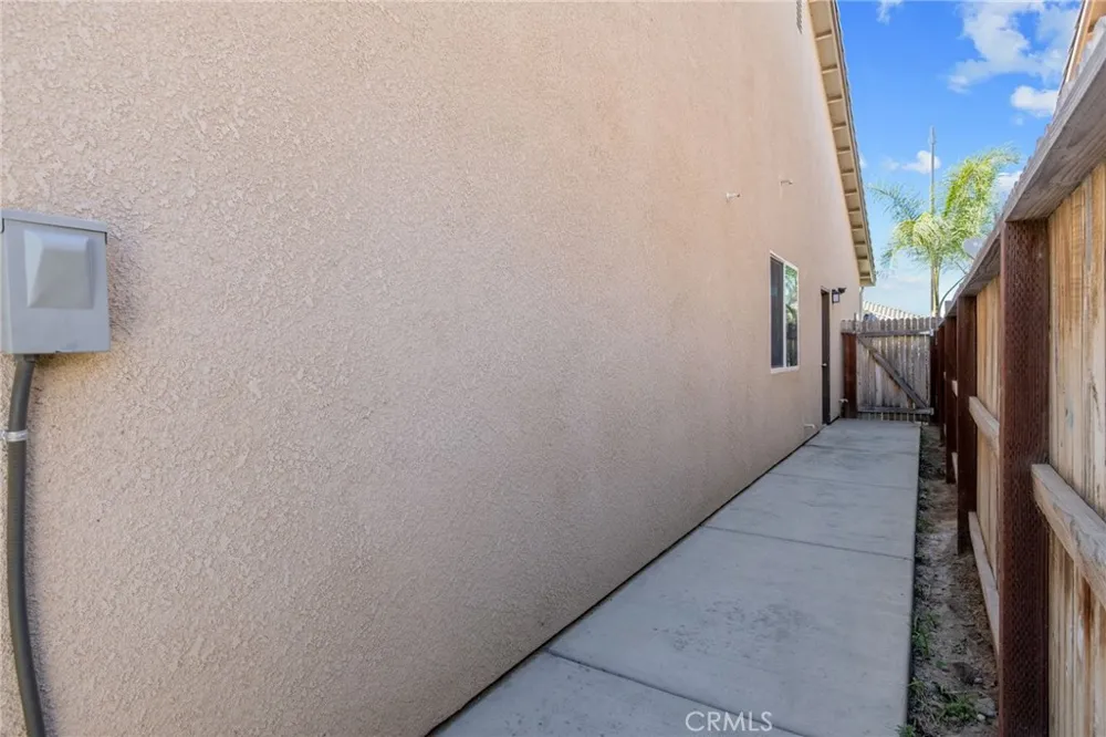 757 Strada Street Lemoore, CA 93245