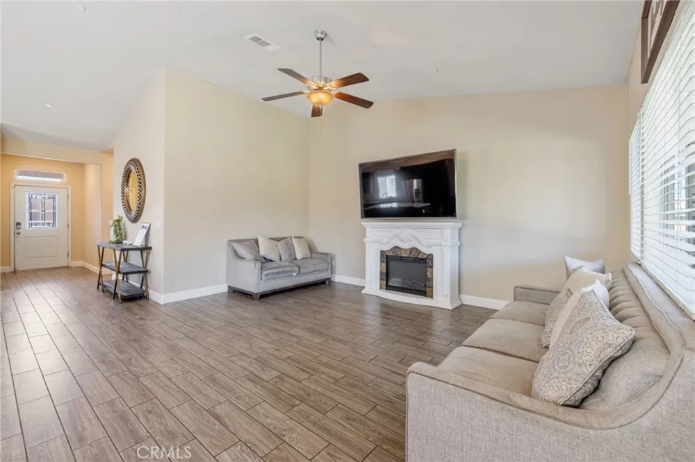 757 Strada Street Lemoore, CA 93245