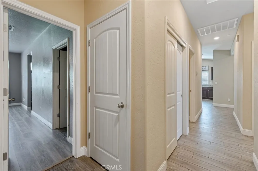 757 Strada Street Lemoore, CA 93245