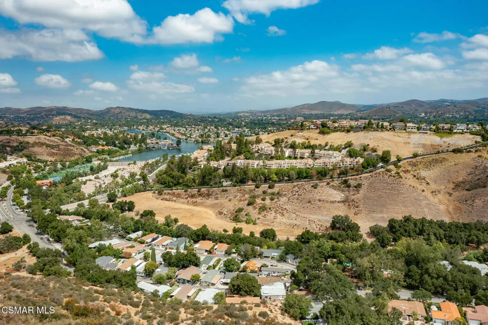 39 Nottingham Road Westlake Village, CA 91361