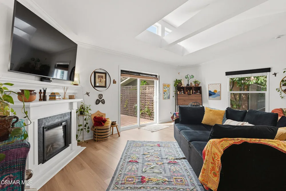 39 Nottingham Road Westlake Village, CA 91361