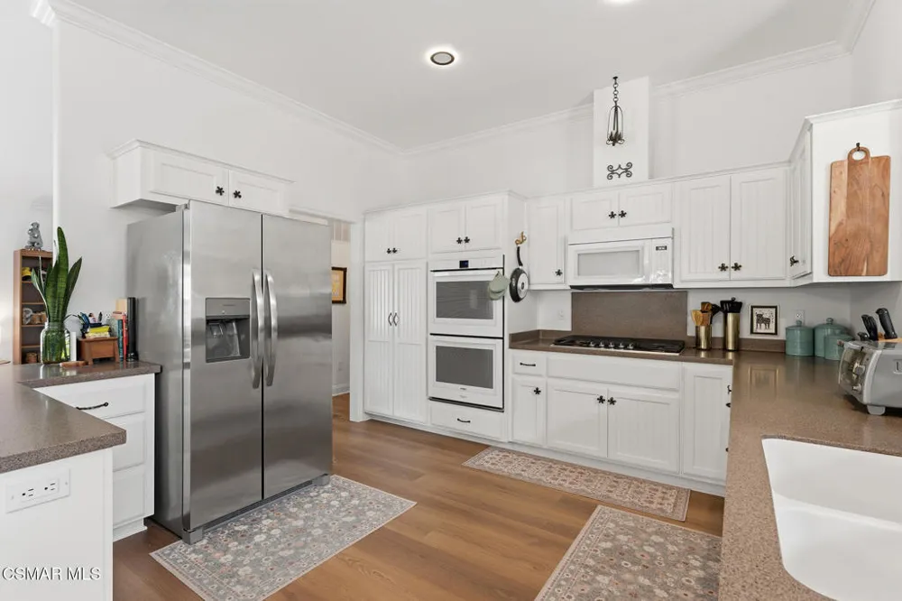 39 Nottingham Road Westlake Village, CA 91361
