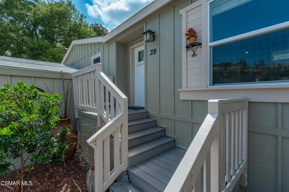 39 Nottingham Road Westlake Village, CA 91361