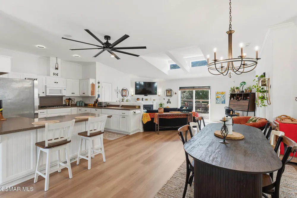 39 Nottingham Road Westlake Village, CA 91361