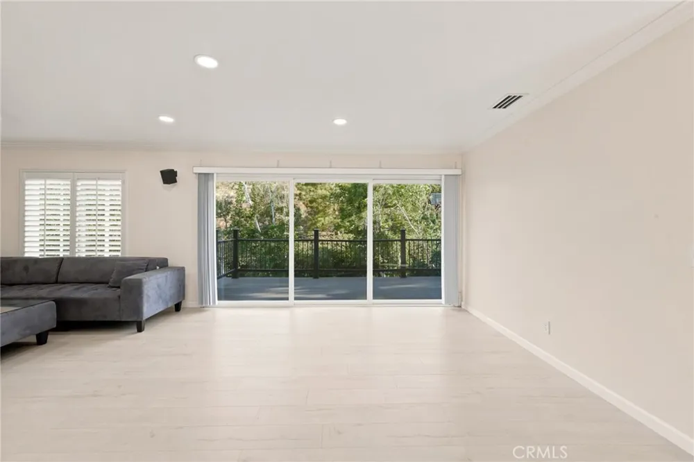 40301 Nido Court Palmdale, CA 93551