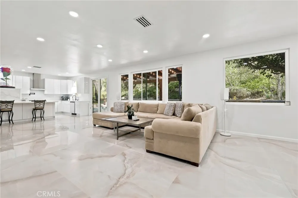 40301 Nido Court Palmdale, CA 93551