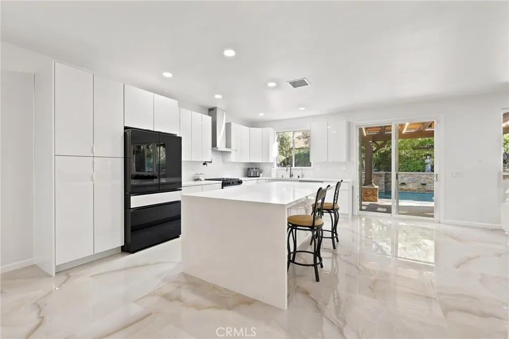 40301 Nido Court Palmdale, CA 93551