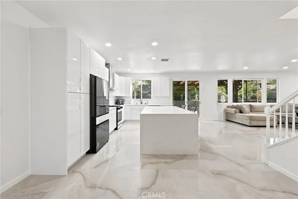 40301 Nido Court Palmdale, CA 93551