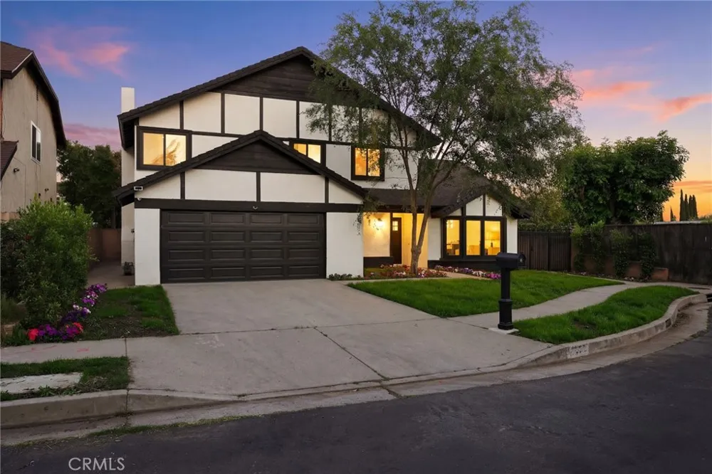 10526 Balcom St Granada Hills, CA 91344