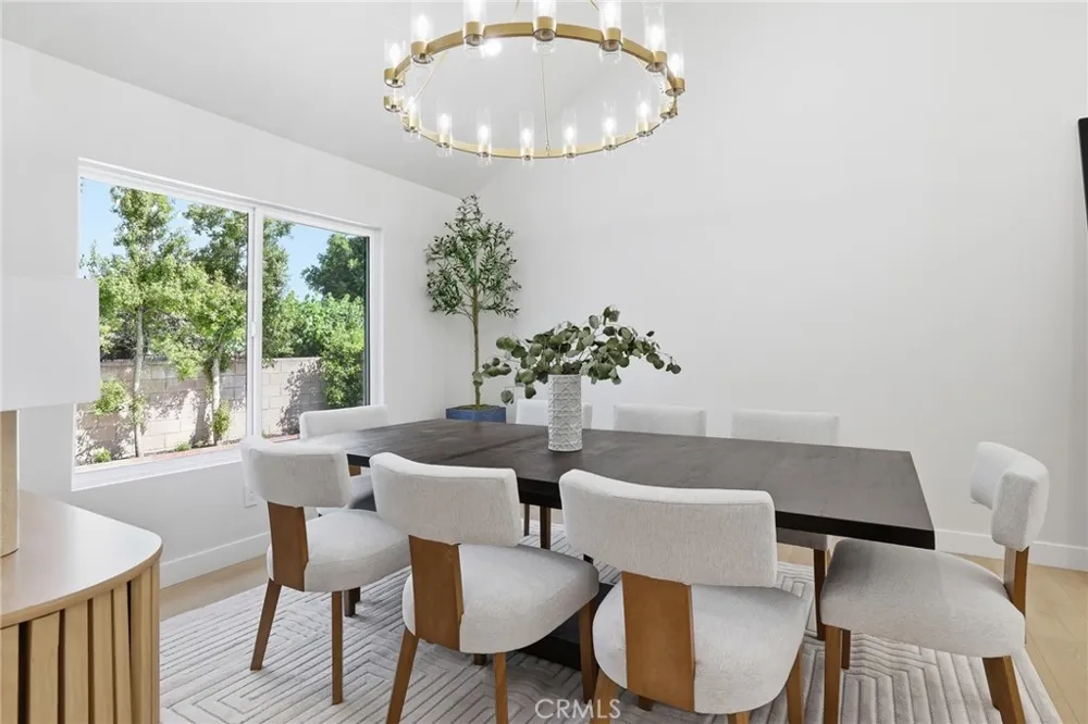 10526 Balcom St Granada Hills, CA 91344