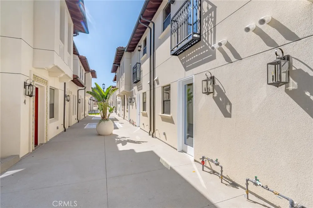 140 New Ave #3 Monterey Park, CA 91755
