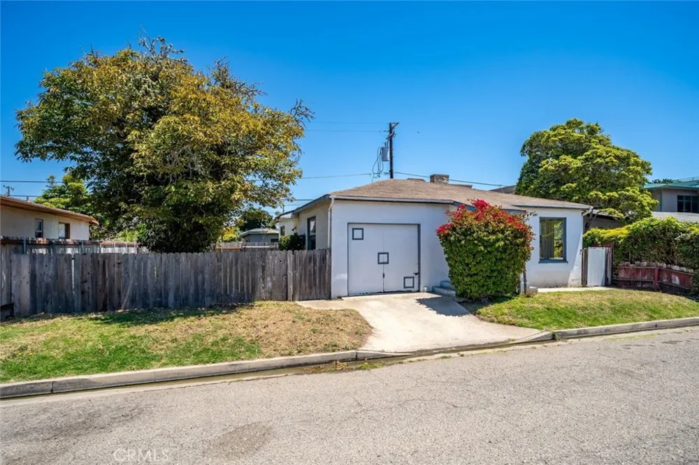 351 Esparto Pismo Beach, CA 93449