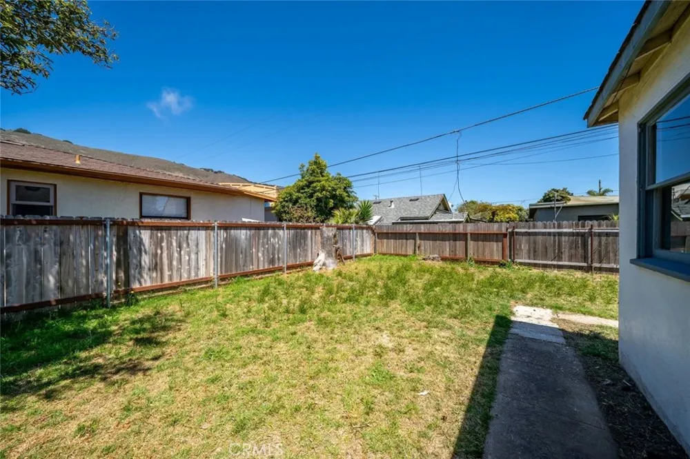 351 Esparto Pismo Beach, CA 93449