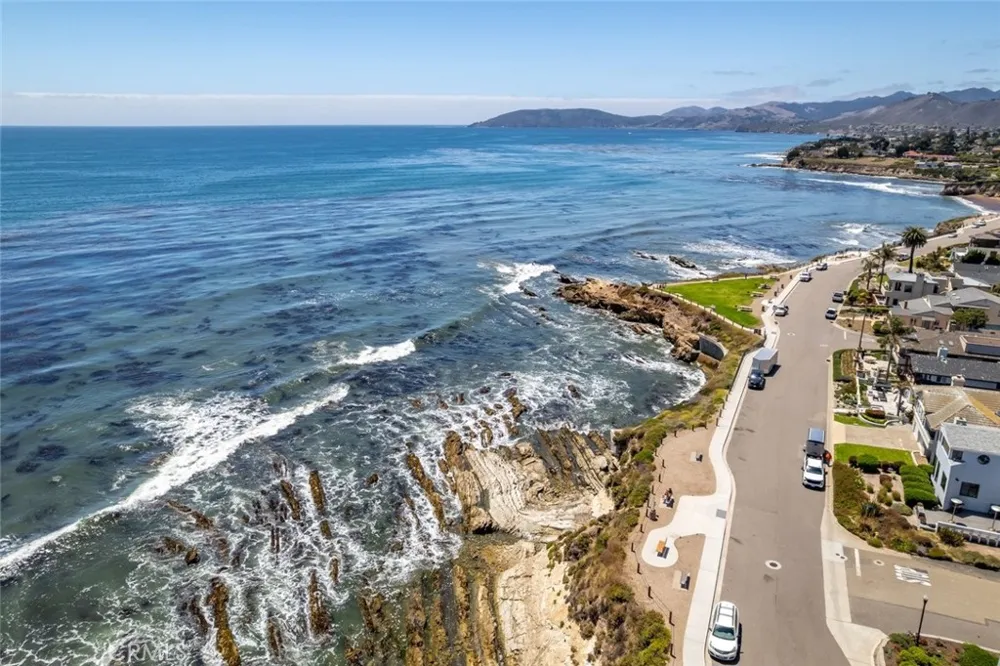 351 Esparto Pismo Beach, CA 93449