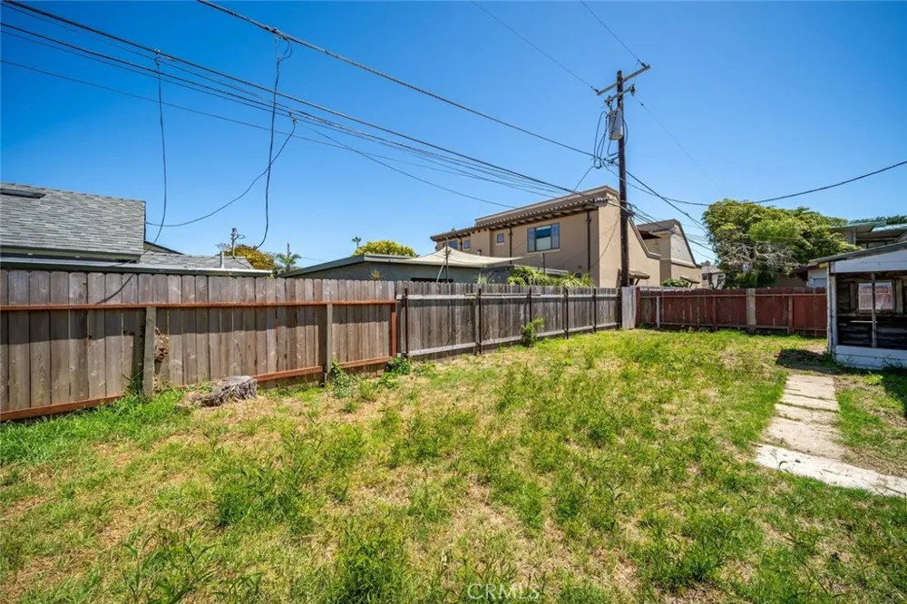 351 Esparto Pismo Beach, CA 93449