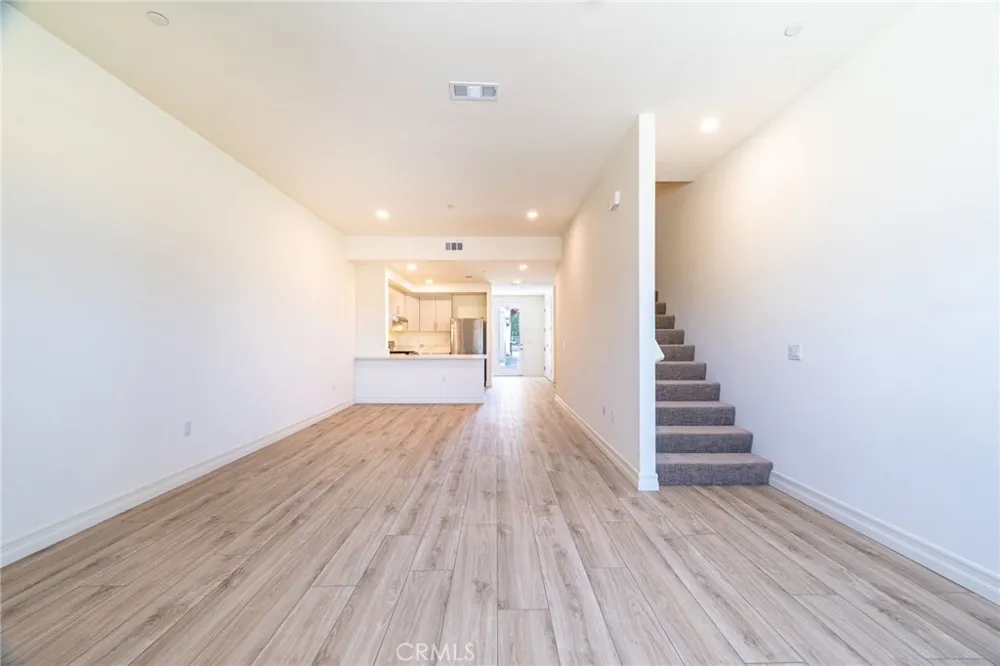 160 New Ave #4 Monterey Park, CA 91755