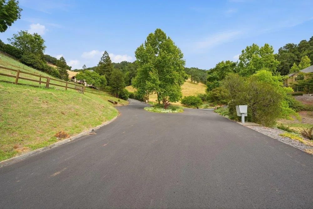 17975 Deer Run Court Morgan Hill, CA 95037
