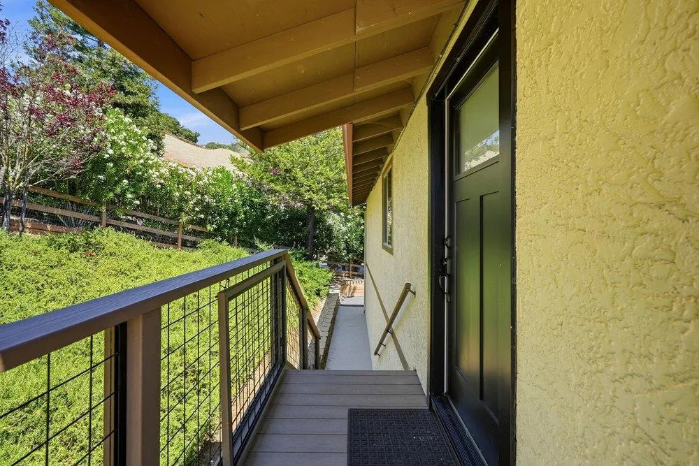 17975 Deer Run Court Morgan Hill, CA 95037