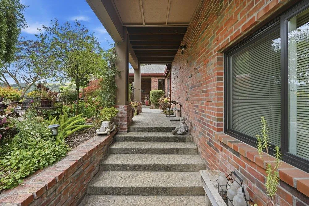 17975 Deer Run Court Morgan Hill, CA 95037