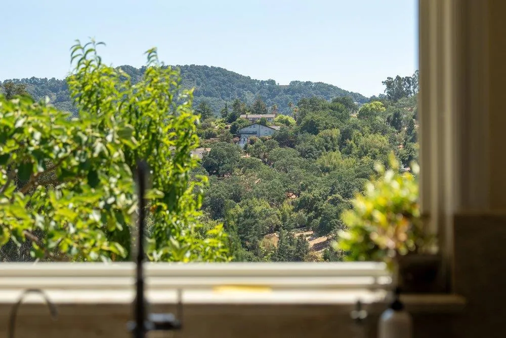 17975 Deer Run Court Morgan Hill, CA 95037