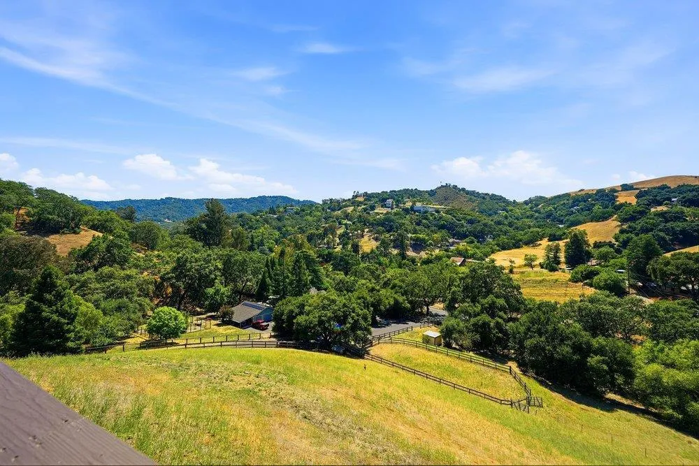 17975 Deer Run Court Morgan Hill, CA 95037