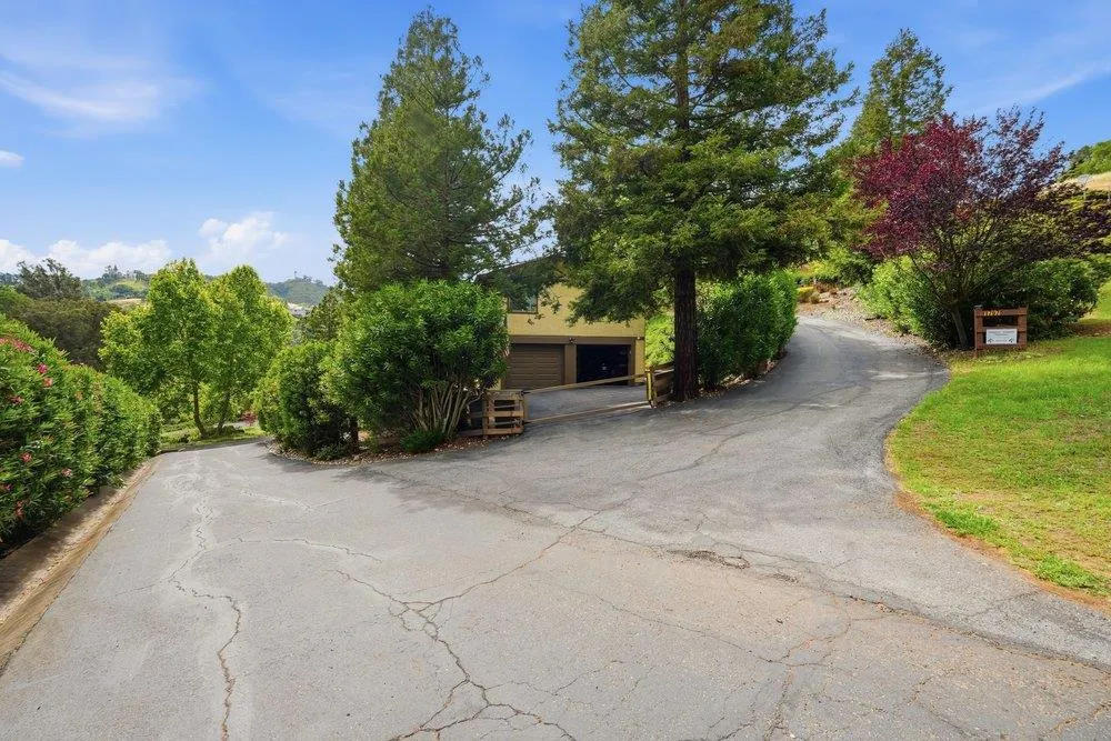 17975 Deer Run Court Morgan Hill, CA 95037