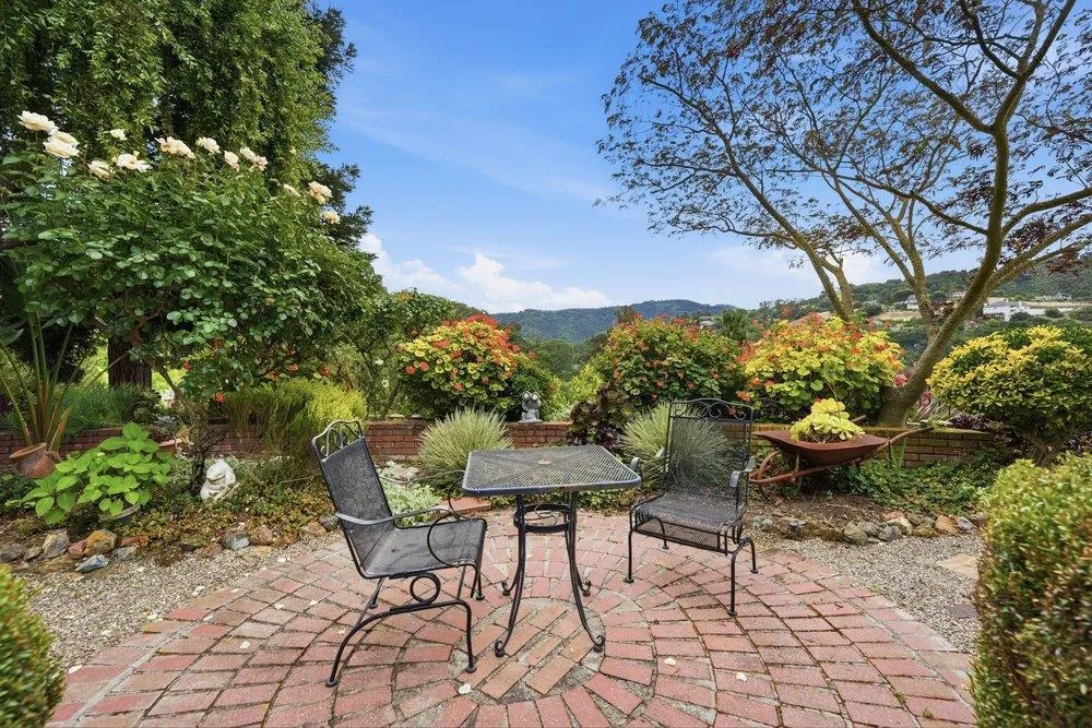 17975 Deer Run Court Morgan Hill, CA 95037