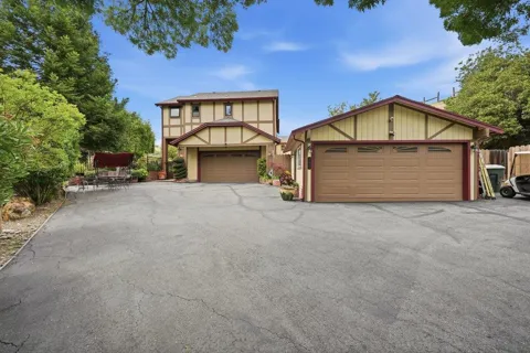 17975 Deer Run Court