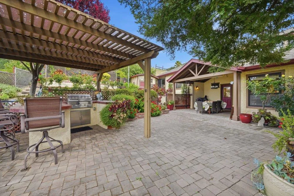 17975 Deer Run Court Morgan Hill, CA 95037