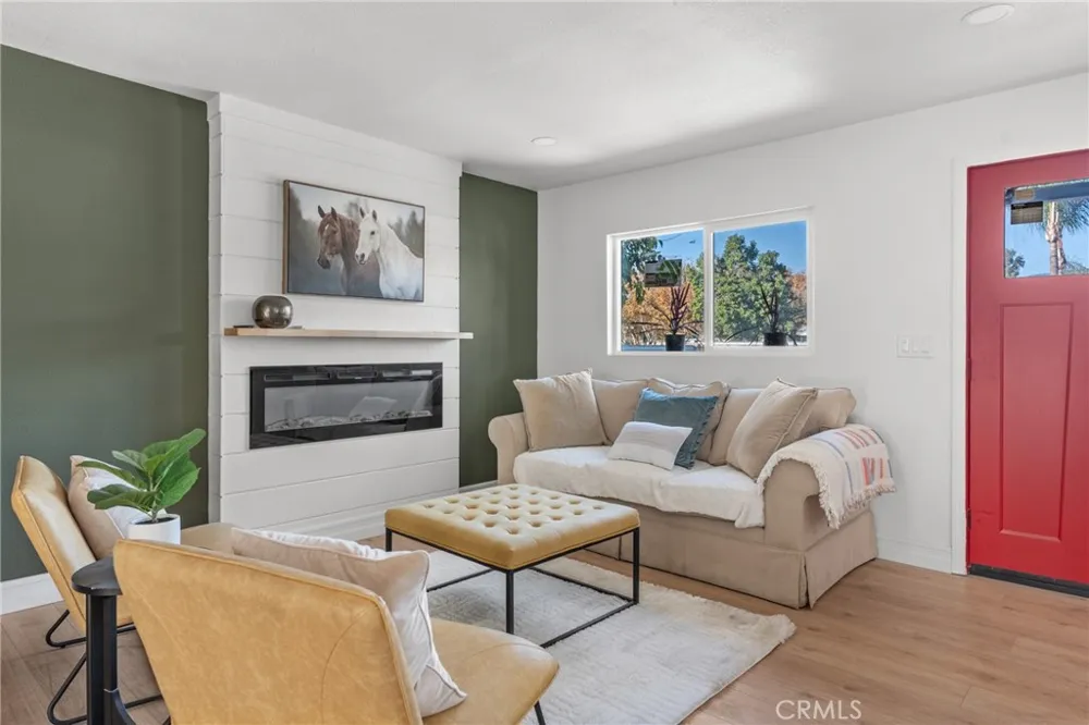 24511 4th San Bernardino, CA 92410