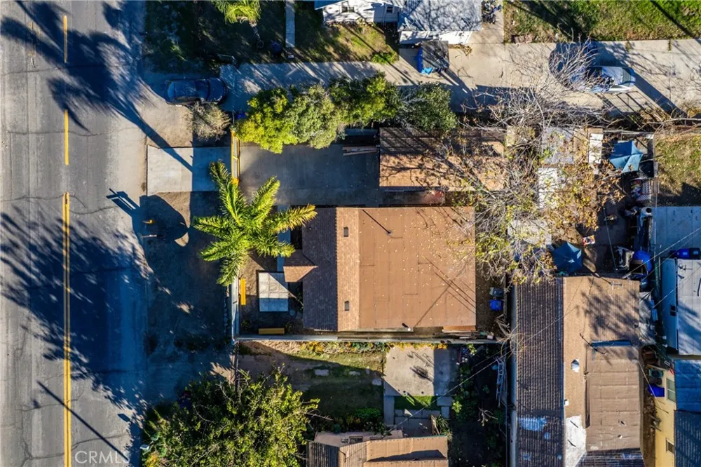 24511 4th San Bernardino, CA 92410