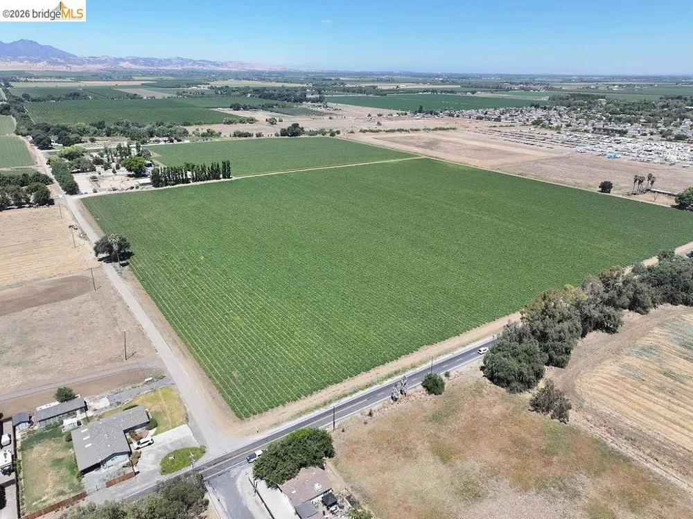 Bixler Rd Byron, CA 94514