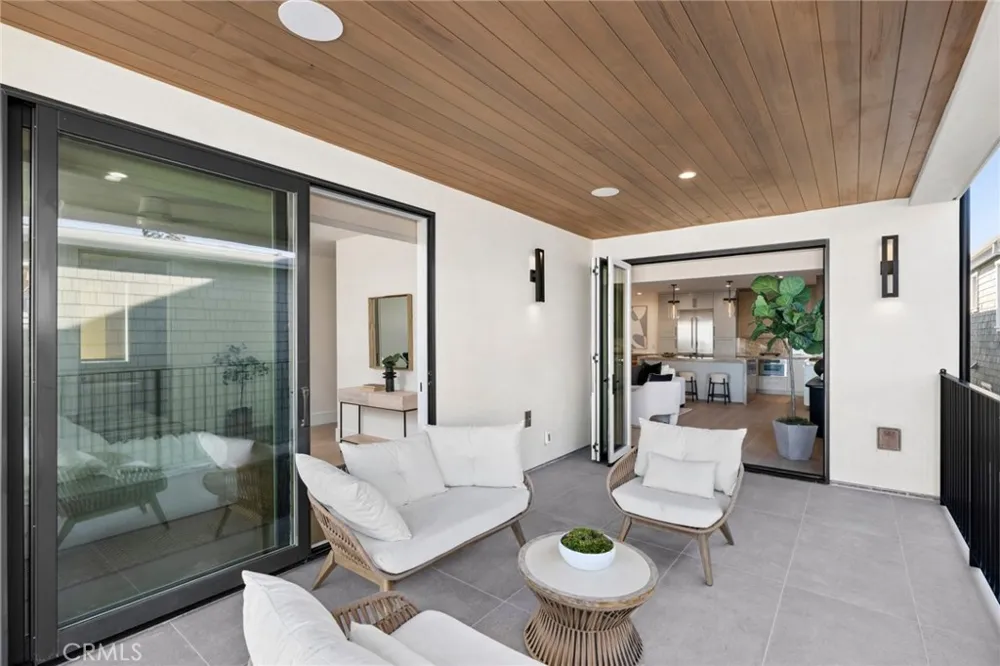 611 Marguerite #B Corona del Mar, CA 92625