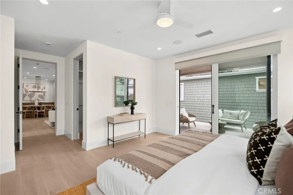 611 Marguerite #B Corona del Mar, CA 92625