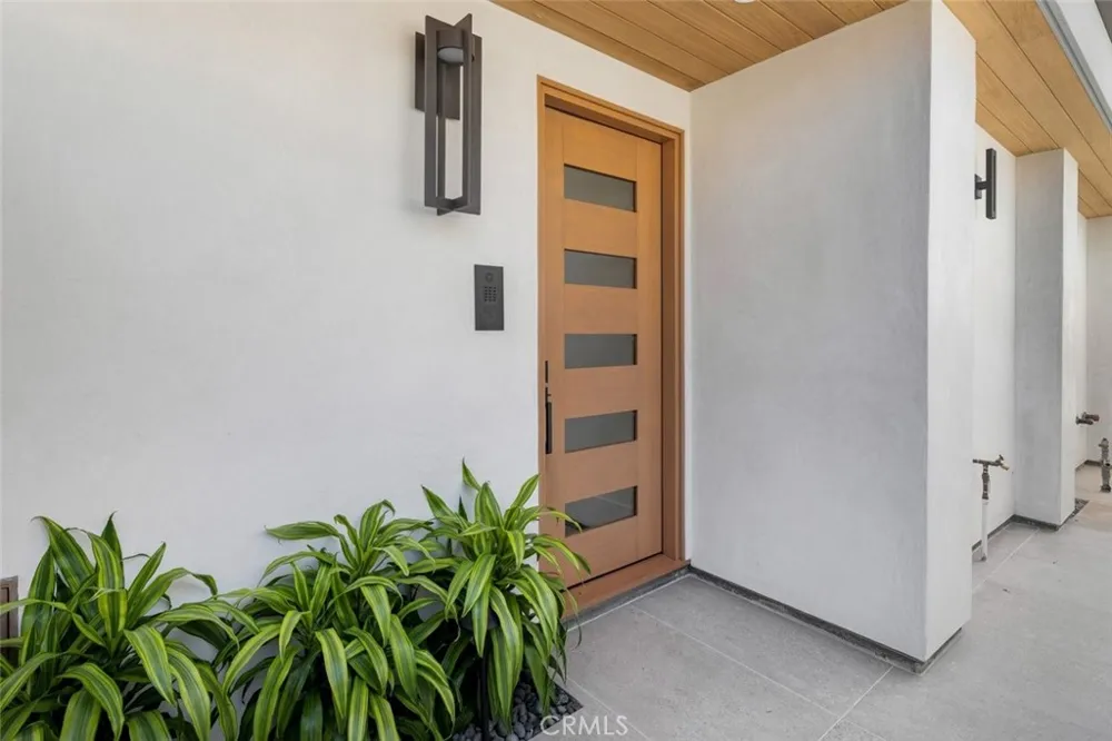 611 Marguerite #B Corona del Mar, CA 92625