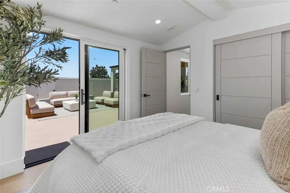 611 Marguerite #B Corona del Mar, CA 92625