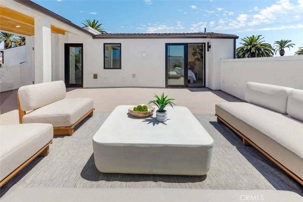 611 Marguerite #B Corona del Mar, CA 92625