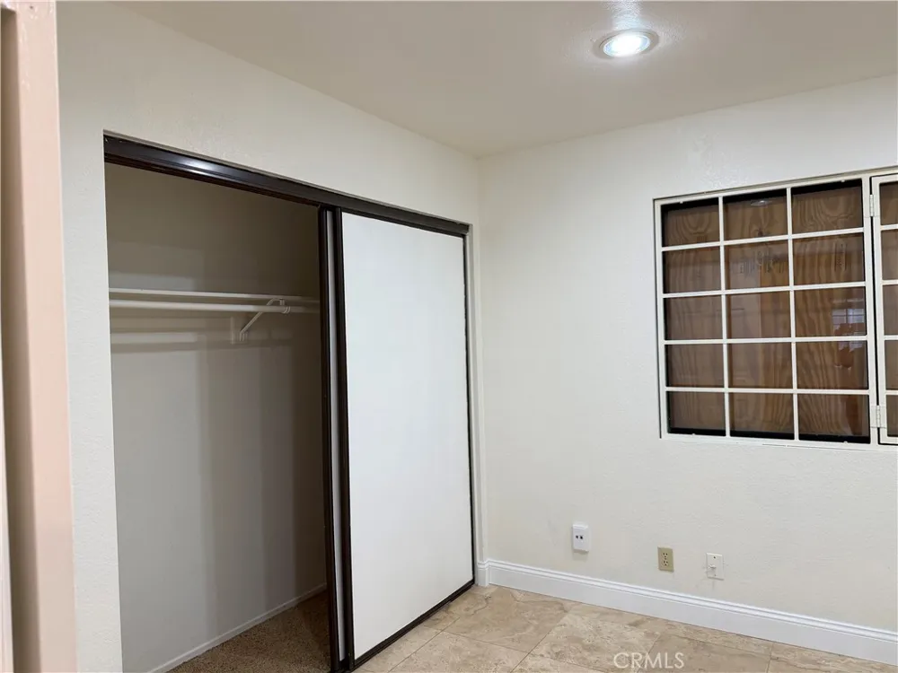 2421 Mangular Corona, CA 92882