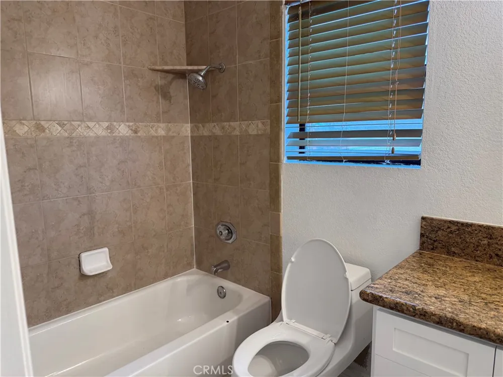 2421 Mangular Corona, CA 92882