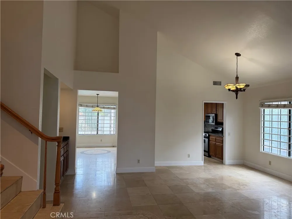 2421 Mangular Corona, CA 92882