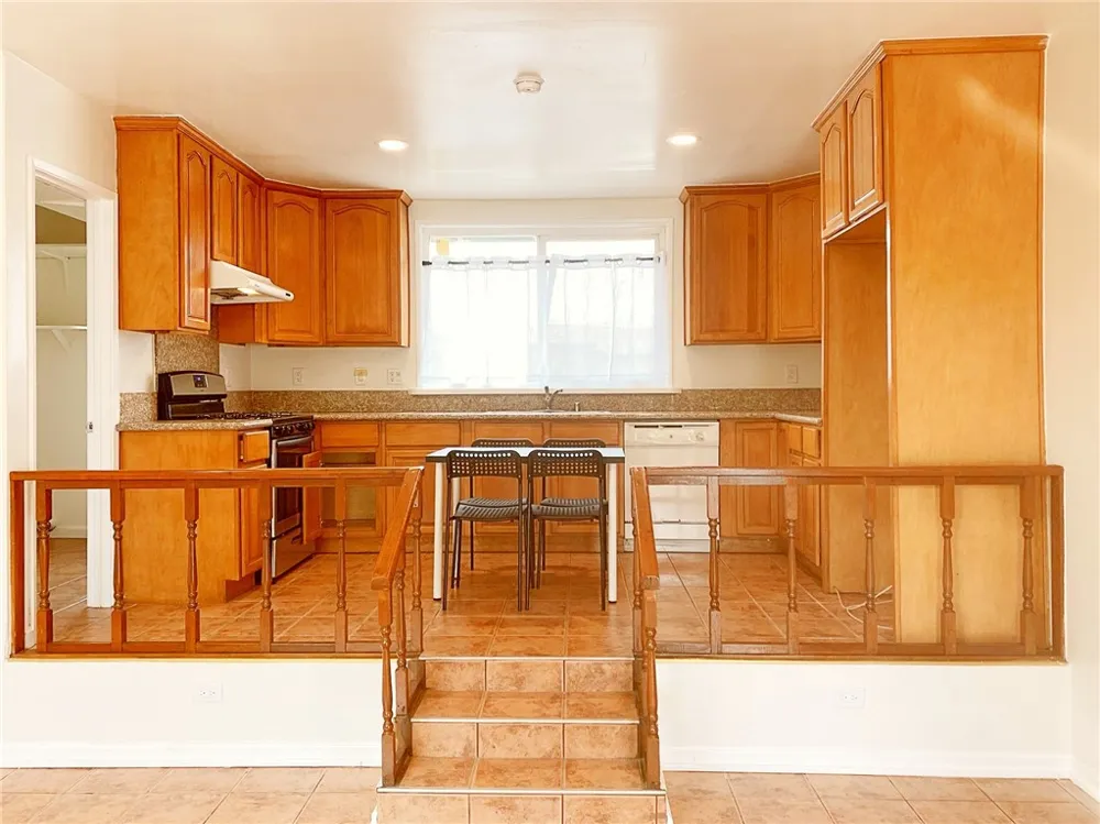11125 Freer Street #B Temple City, CA 91780