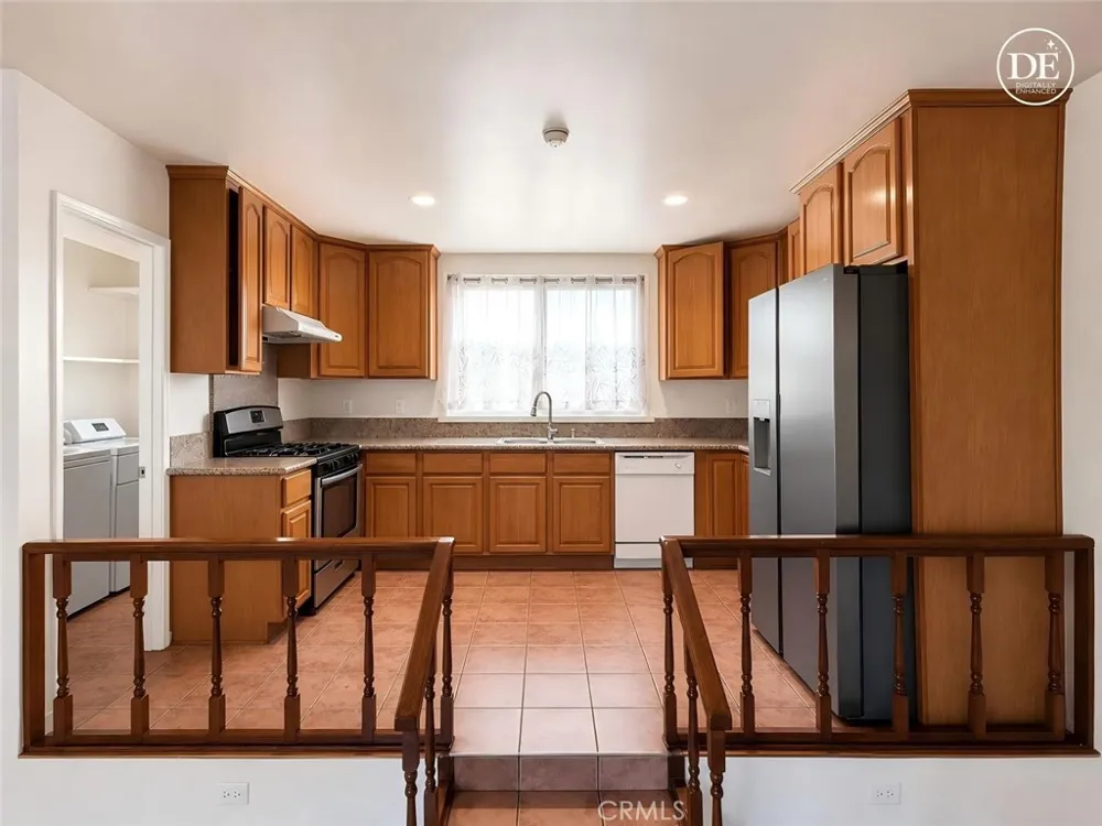 11125 Freer Street #B Temple City, CA 91780