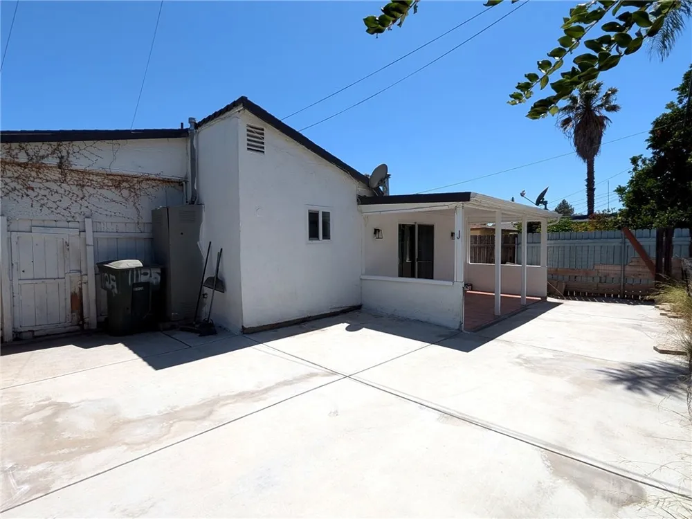 11125 Freer Street #B Temple City, CA 91780