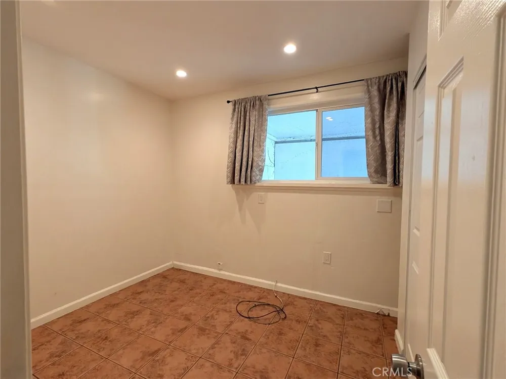 11125 Freer Street #B Temple City, CA 91780