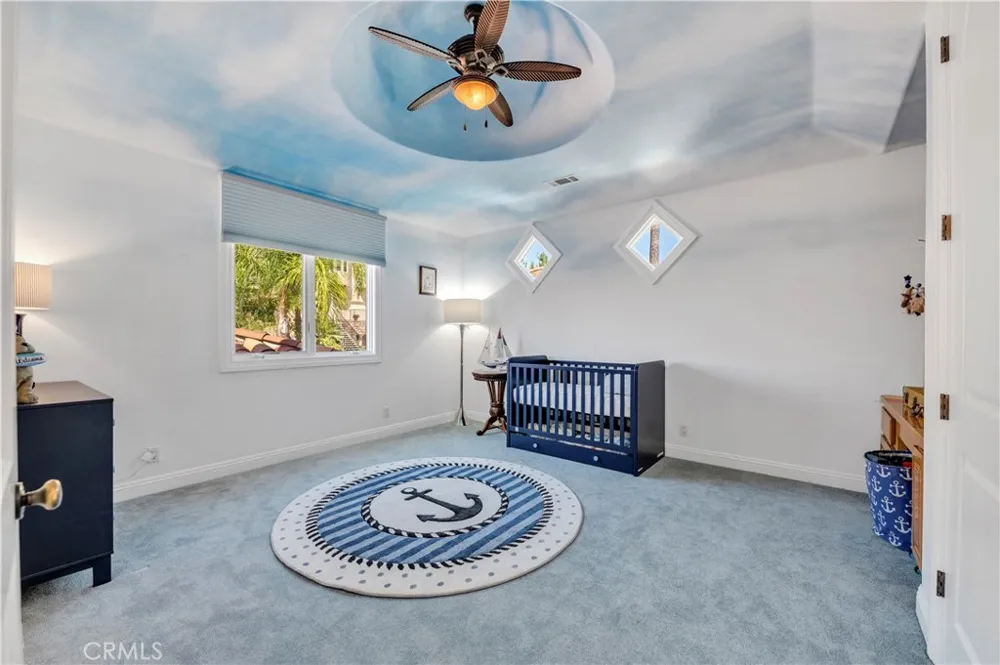 22166 W San Joaquin Drive W Canyon Lake, CA 92587