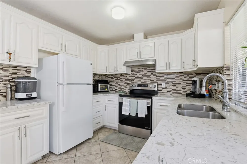 2971 Bradford #D Santa Ana, CA 92707
