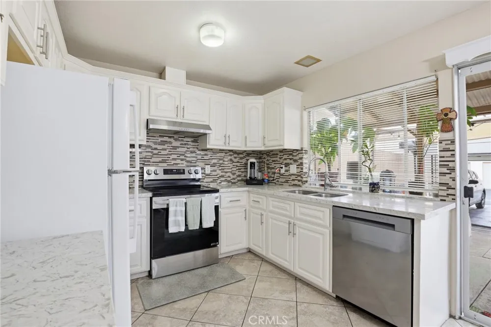 2971 Bradford #D Santa Ana, CA 92707